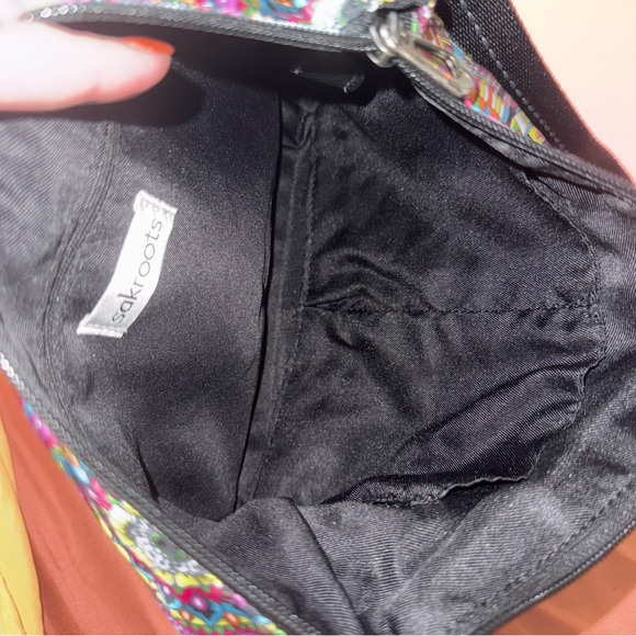 Sakroots Women's Artist Circle Flat Crossbody, Rainbow Wanderlust - Picture 9 of 12